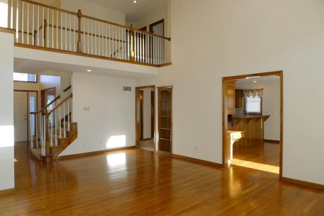2709 NE 78th St, Kansas City, MO 64119