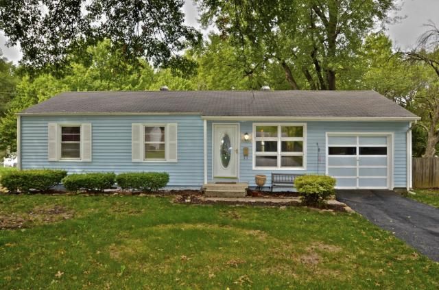 8708 Stearns St, Overland Park, KS 66214