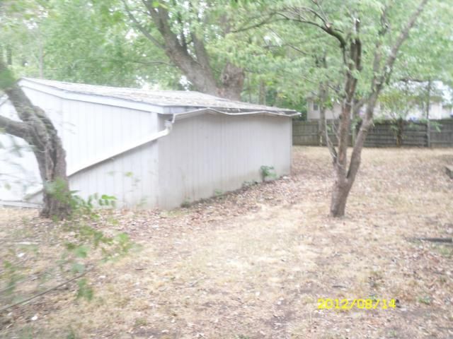 7101 E 111th Ter, Kansas City, MO 64134