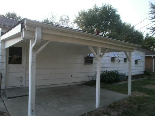 3510 Rogers Ln, Independence, MO 64055