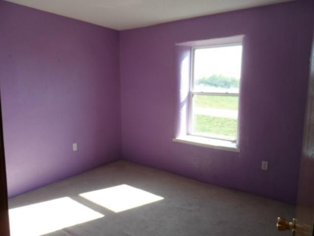 704 Orange St, Cameron, MO 64429