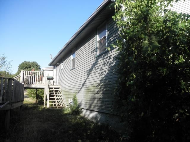 11704 Crystal Dr, Kansas City, MO 64134