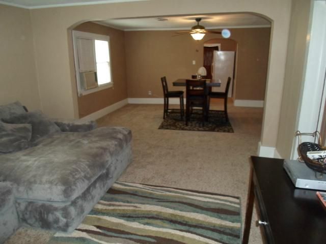 544 E 2nd St, Garnett, KS 66032