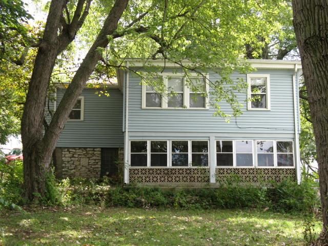11318 E Park St, Sugar Creek, MO 64054