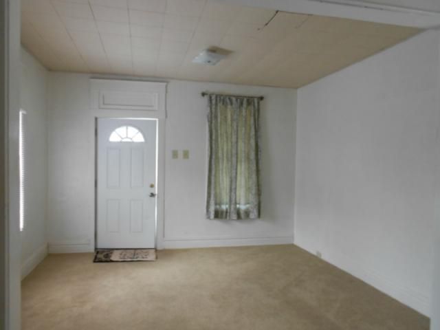 403 S Spring St, Independence, MO 64050