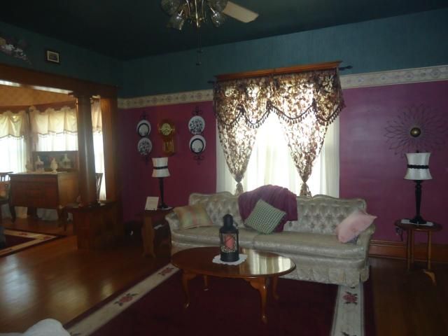 917 Santa Fe St, Atchison, KS 66002