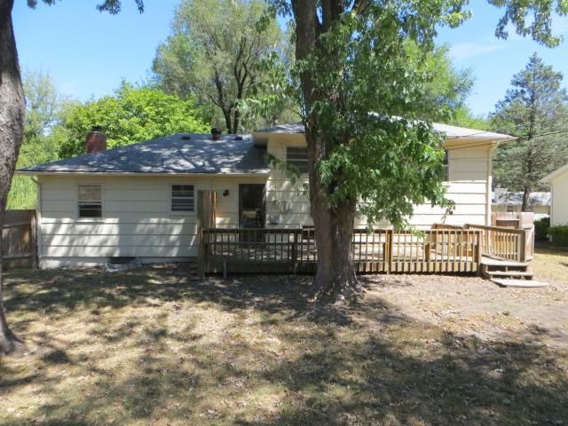 9418 Craig Dr, Overland Park, KS 66212