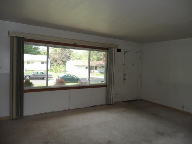 7207 E 107th Ter, Kansas City, MO 64134