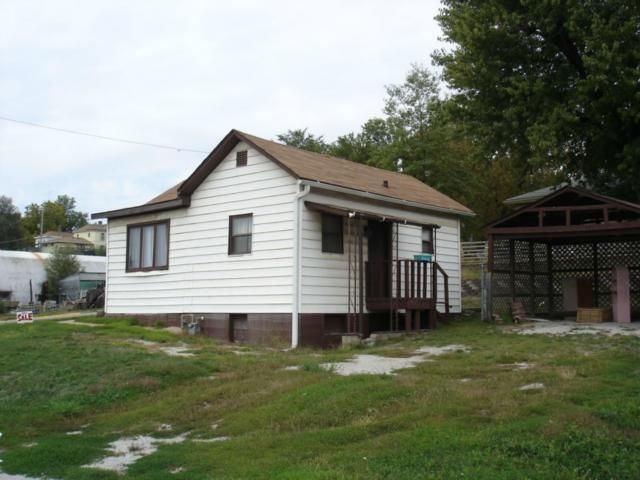 1535 Main Ave, Atchison, KS 66002