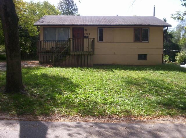 7709 E 50 Ter, Kansas City, MO 64129