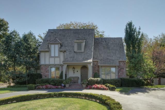 9505 State Line Rd, Kansas City, MO 64114