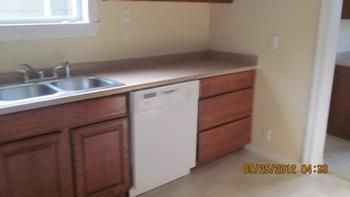 2016 E 48th St, Kansas City, MO 64130