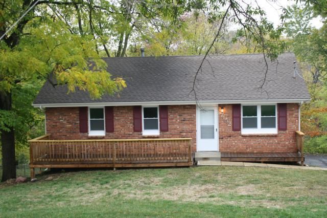 7152 Lingley Rd, Kansas City, MO 64152