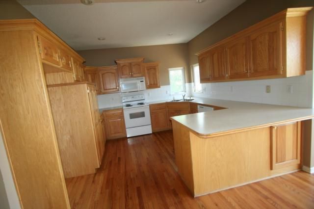 18271 W 164th St, Olathe, KS 66062