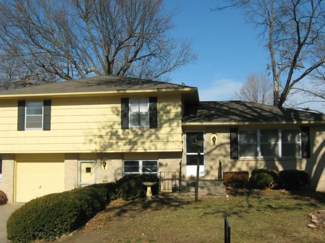 4218 E 104th Ter, Kansas City, MO 64137