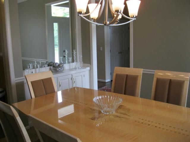 11441 Flint St, Overland Park, KS 66210