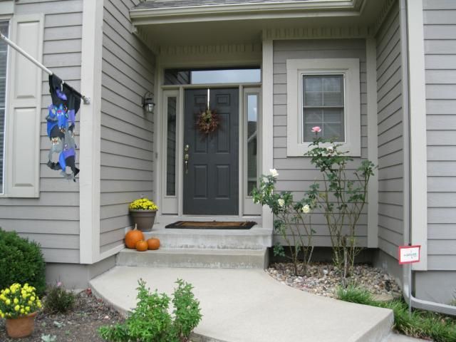 11441 Flint St, Overland Park, KS 66210