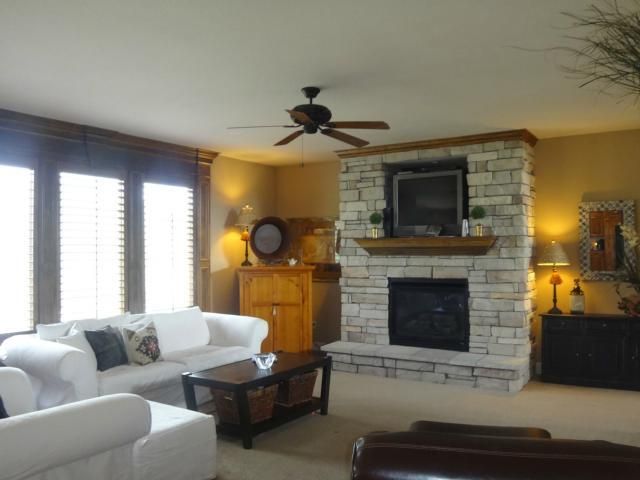 24040 W 114 Pl, Olathe, KS 66061