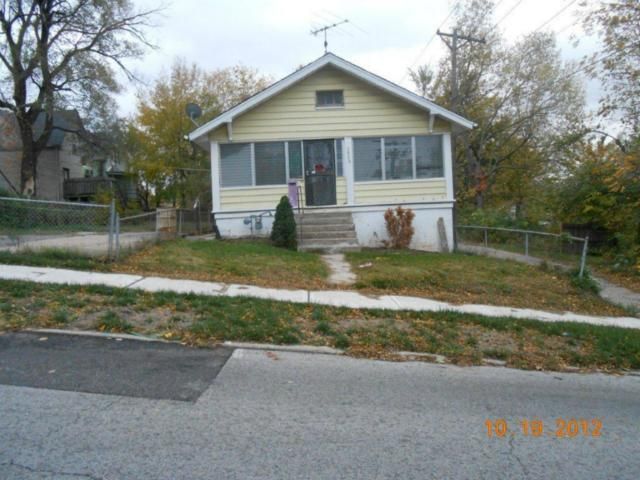 1715 E 25th St, Kansas City, MO 64108
