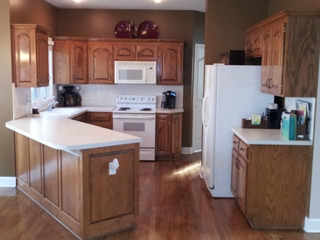 14713 Walmer St, Overland Park, KS 66223