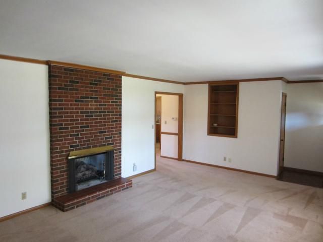 5744 Floyd St, Overland Park, KS 66202