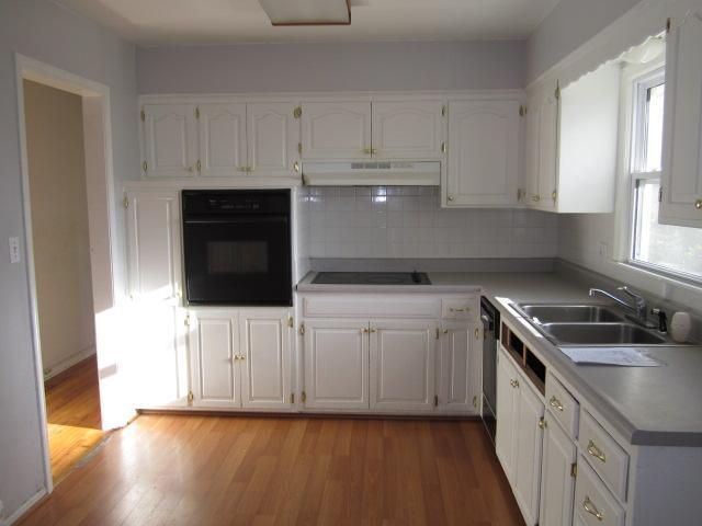 8401 E 105 Ter, Kansas City, MO 64134