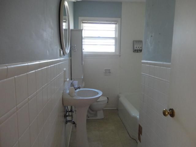 7212 E 83rd St, Kansas City, MO 64138