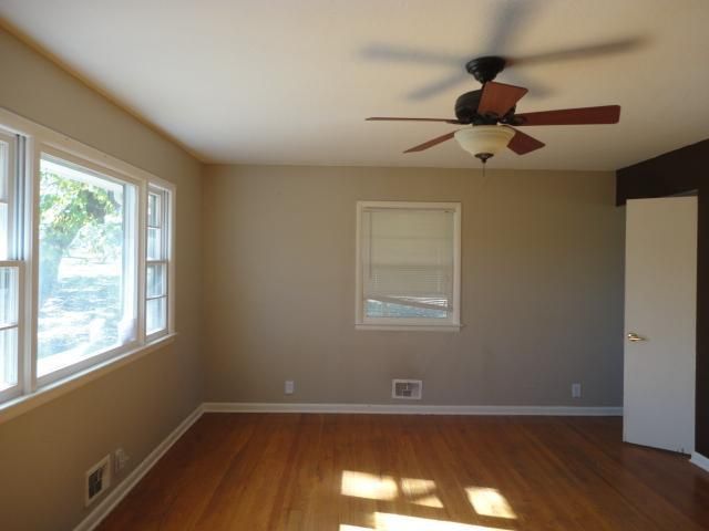 7212 E 83rd St, Kansas City, MO 64138