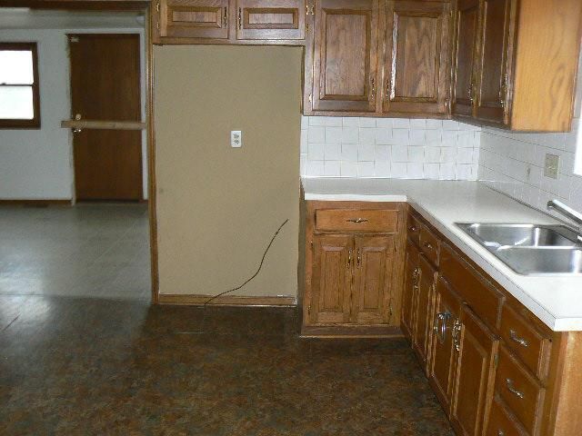 3065 Cissna St, Kansas City, KS 66104