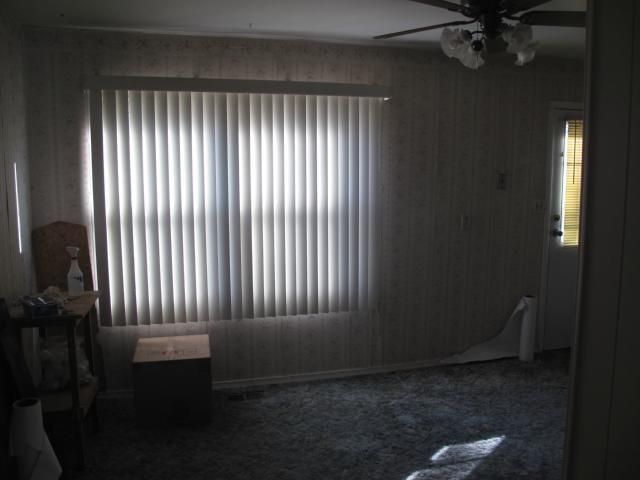 9405 Lewis Ave, Kansas City, MO 64138