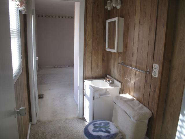 9405 Lewis Ave, Kansas City, MO 64138
