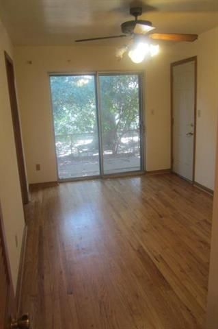 636 E 91st St, Kansas City, MO 64131