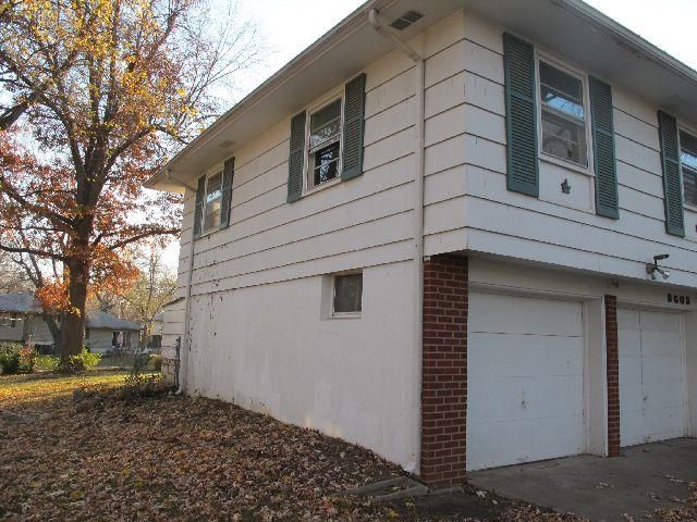 8603 E 109th St, Kansas City, MO 64134