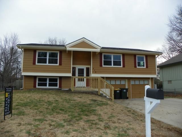 312 Highland St, Lansing, KS 66043