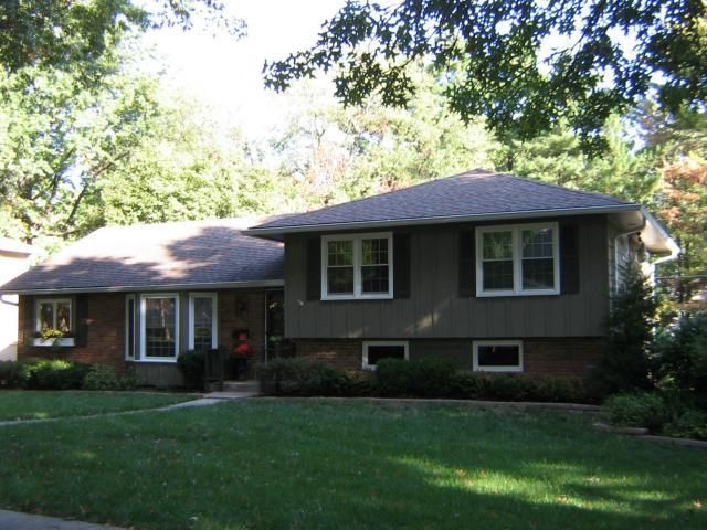 18 E 113 Ter, Kansas City, MO 64114