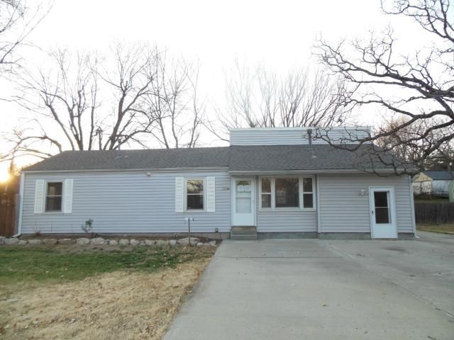 12250 Holmes Rd, Kansas City, MO 64145