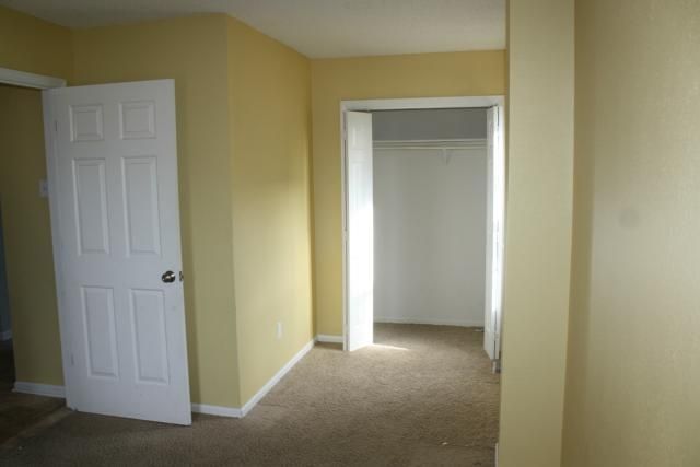 6012 Harrison St, Kansas City, MO 64110