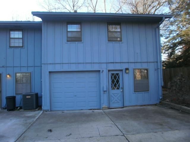 11215 E 71st Dr, Raytown, MO 64133