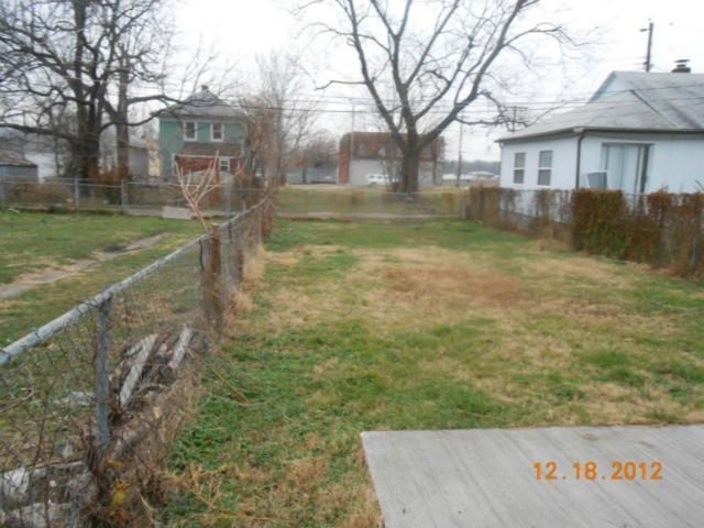 5005 E 8th St, Kansas City, MO 64124