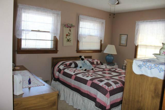 13200 E 49th Ter, Kansas City, MO 64133