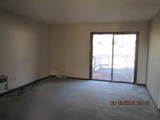 8300 E 107th St, Kansas City, MO 64134
