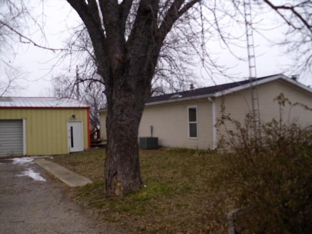 300 W Cedar St, Chilhowee, MO 64733