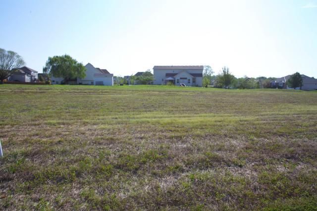 501 S Ash St, Raymore, MO 64083