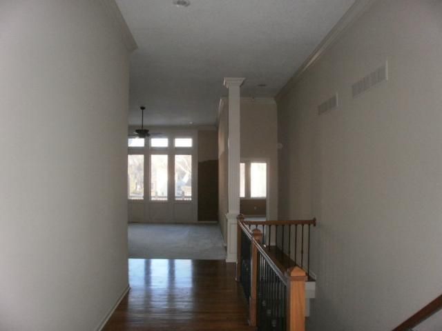 518 Nottingham Pl, Liberty, MO 64068