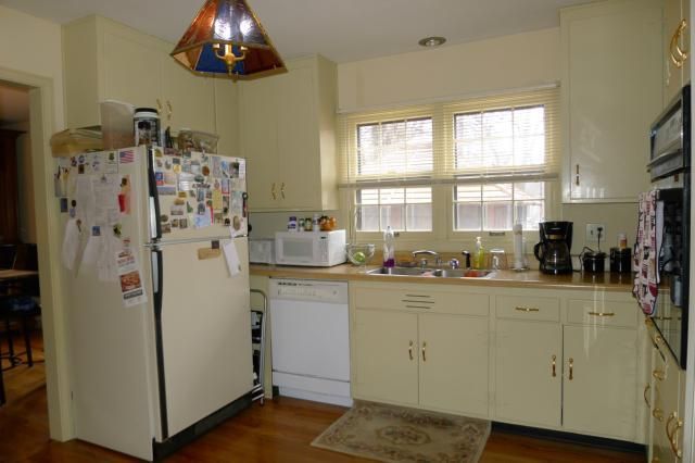 9659 Granada Dr, Overland Park, KS 66207