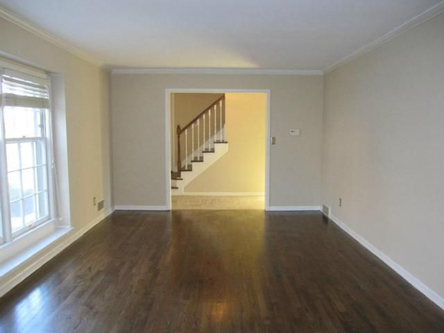 6007 W 90th Ter, Overland Park, KS 66207