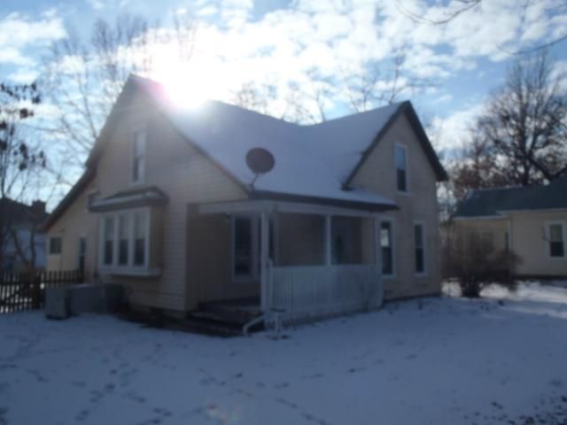 914 W 6th St, Ottawa, KS 66067