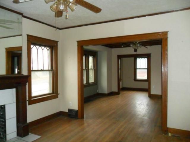 100 N Lawn Ave, Kansas City, MO 64123