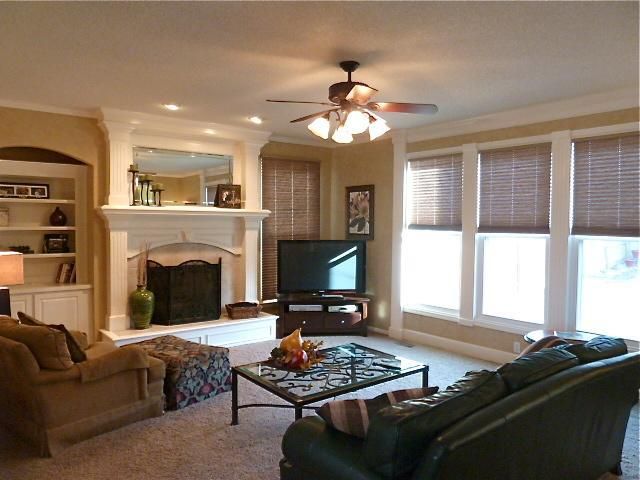 6315 W 149th St, Overland Park, KS 66223