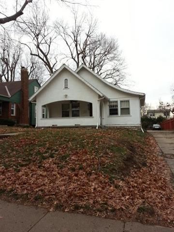 415 E 69th Ter, Kansas City, MO 64131